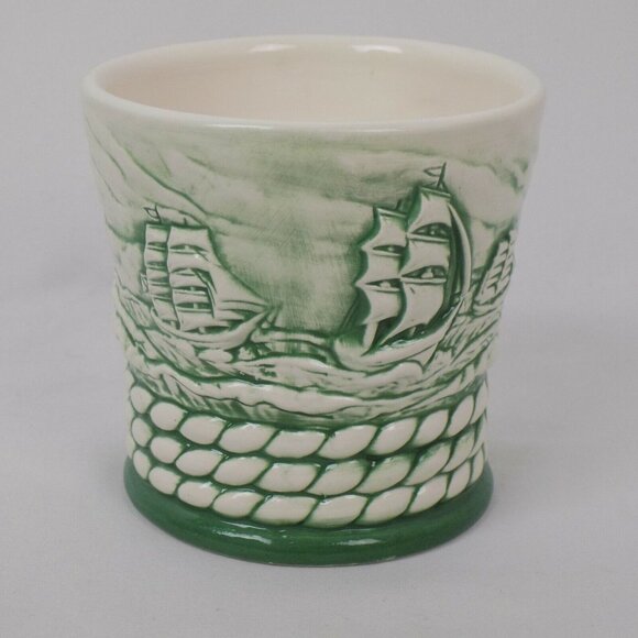 2 Cutty Sark Ceramic Whiskey Rocks Glasses Clipper Ship Green White Vintage 1998 - Picture 4 of 9